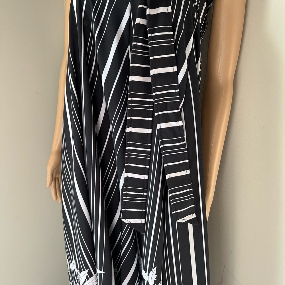 Ladies New York and Company maxi skirt size XL. - Picture 6 of 9